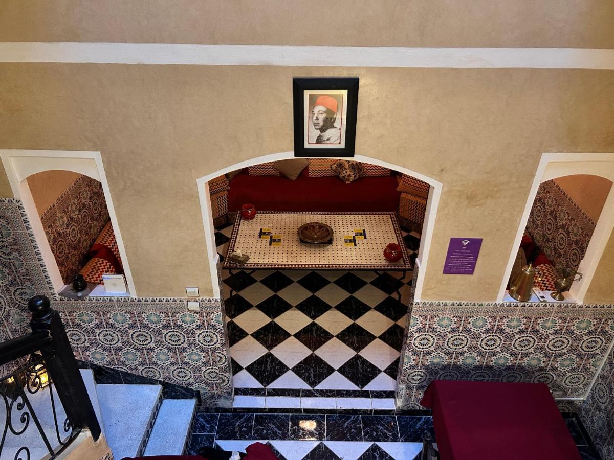 Khoya Guest house *